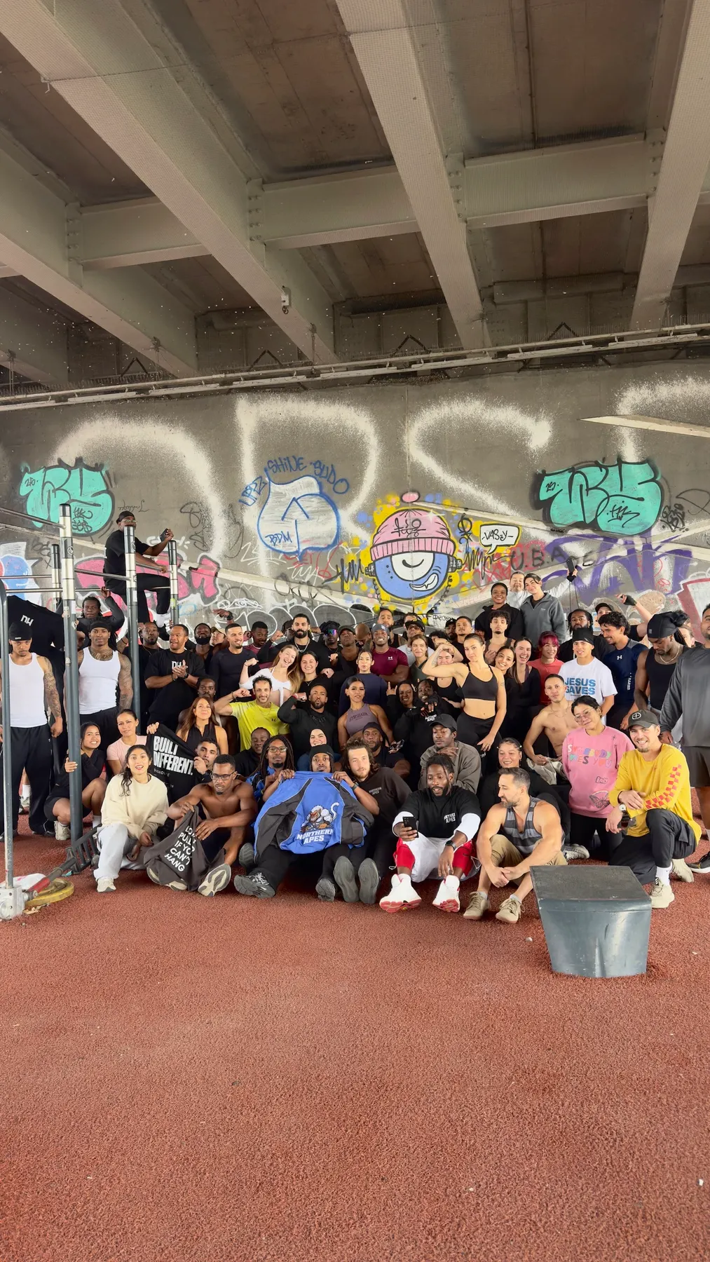DOGS x APES — THE EXCHANGE — photo 6